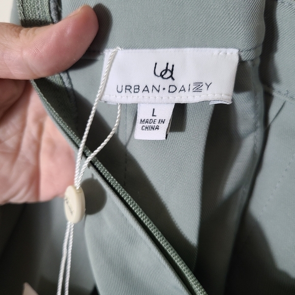 Bohme Urban Daizy pleated Tennis mini skirt khaki green NEW Women's size Large - Picture 4 of 5